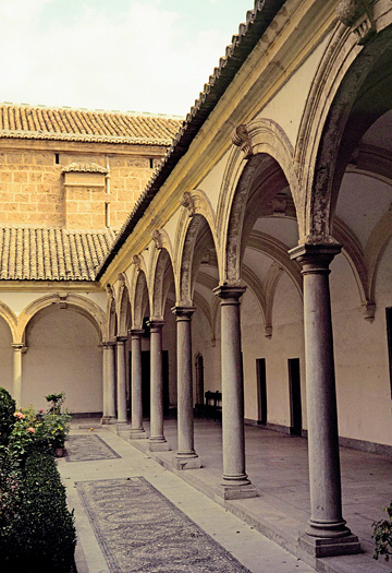 カルトゥハ修道院の回廊