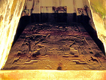 碑銘の神殿の石棺の蓋