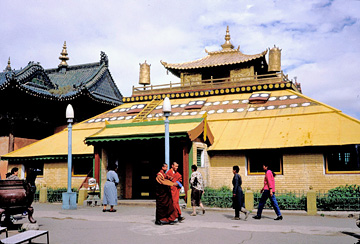 ガンダン寺ヴァジュラダーラ寺院