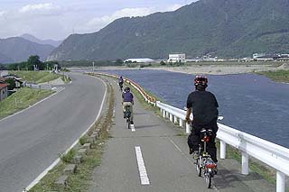 千曲川沿いの自転車道