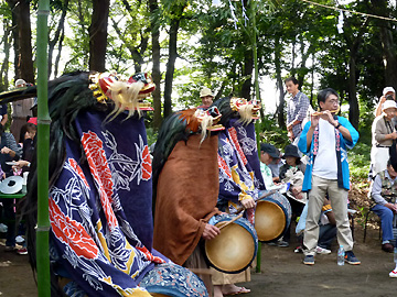 鷲神社の獅子舞