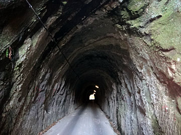 素掘りのトンネルその2