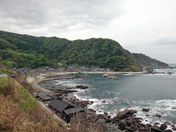 大沢漁港と大沢町