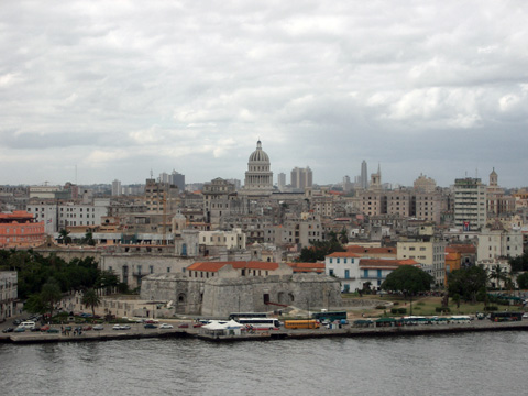 ハバナ旧市街とカピトリオ