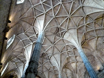 サンタ・マリア教会の天井