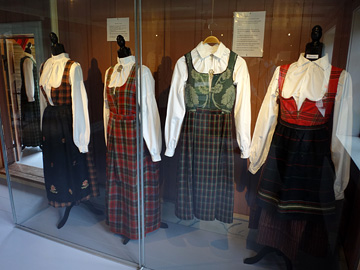 ノルウェイの民族衣装