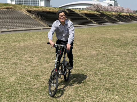 BD-1 Monocoqueを試乗するサイダー