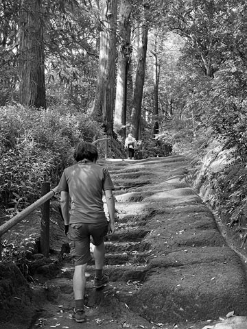 長い石段の古道（2022年9月）