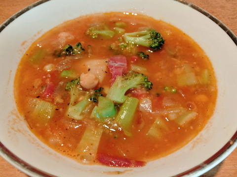 ひよこ豆・チョリソ・ハモンセラーノのスープ