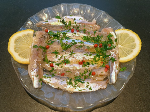 ウルメイワシの酢漬け