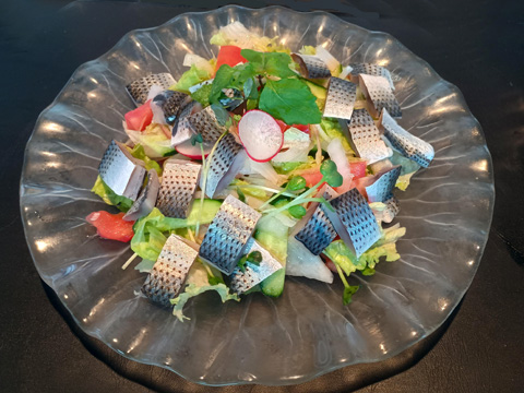 コノシロの酢漬けサラダ