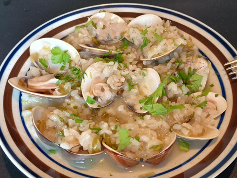 緑のはまぐりご飯／バスク風