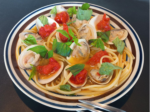 はまぐりの地中海蒸しのパスタ