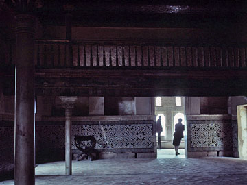 メスアールの間