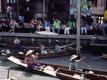 水上マーケット9