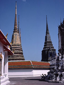 歴代王の仏塔