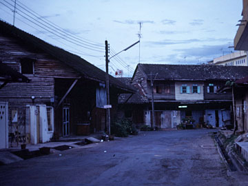 夜明けのハジャイ