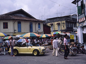 イブラヒム通りの市場