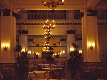 ティフィン・ルーム