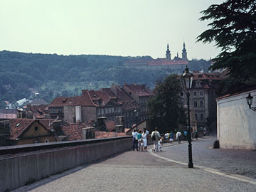 プラハ城への坂道