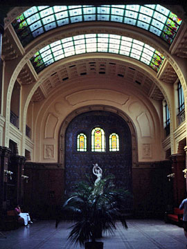 再びガラスのヴォールト