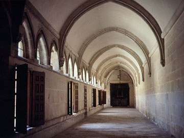 ゴシック様式の回廊