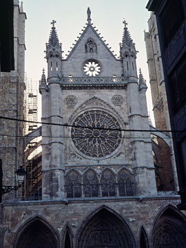 西ファサード中央部