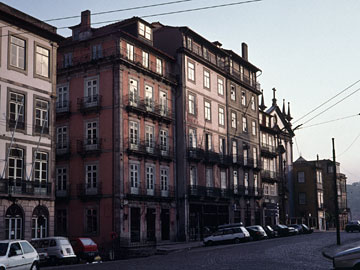 エンリケ航海王子の広場の南