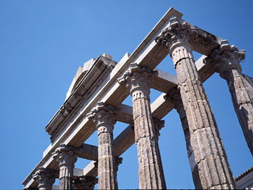ディアナ神殿の柱