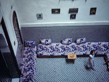 ２階から見た居間