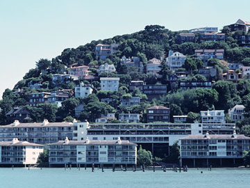 サウサリートの南の丘