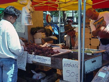 ファーマーズ・マーケット３