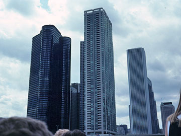 河口付近の超高層