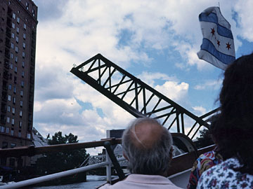 キンジー通り鉄道橋