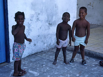 笑顔の子どもたち