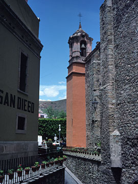サン・ディエゴ教会の塔