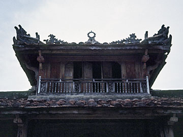 顕徳門の２階