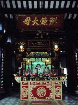 天后聖母を祀る祭壇