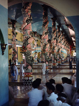 寺院の内部