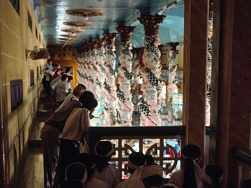 2階のバルコニー