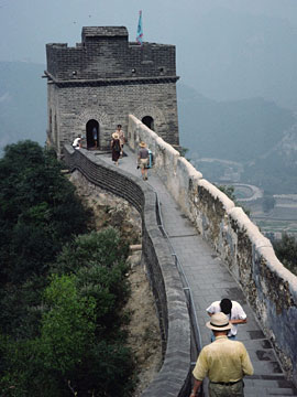 長城の両側の壁