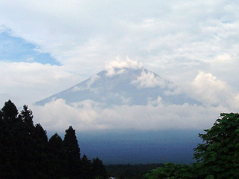 雲の富士山