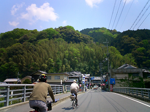 笠置山へ向かう