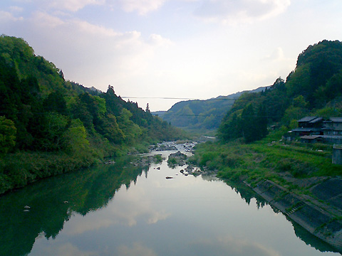 広瀬橋から見た名張川
