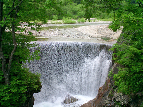 人口の滝その２