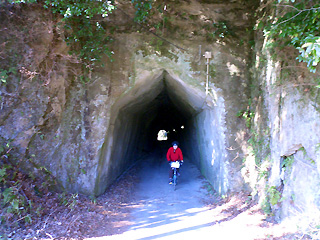 三つ目のトンネル
