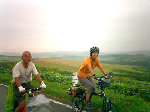 豊富町大規模草地牧場を行く