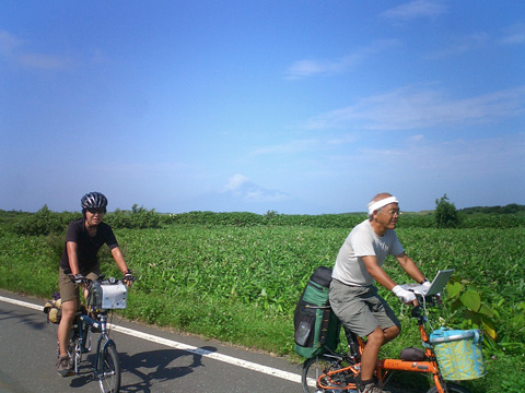 原野と利尻富士