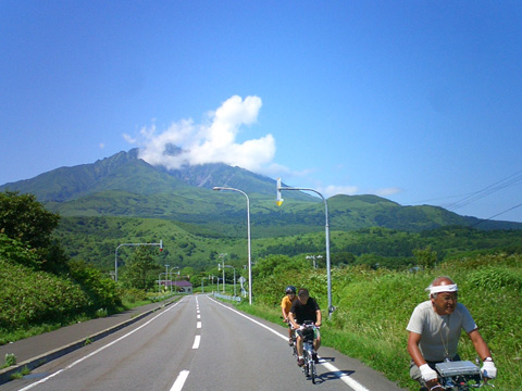 利尻富士を背後に