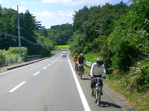 池田から大沢へ向かう